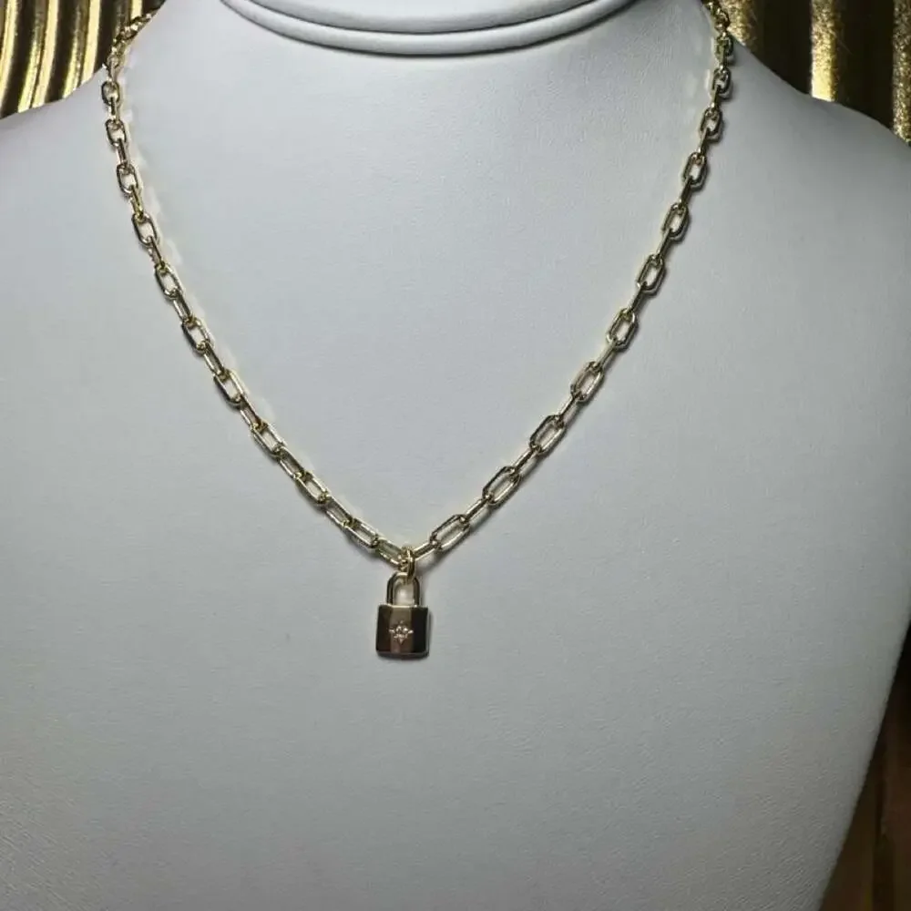 Gold Chain Necklace With Small E 32 B